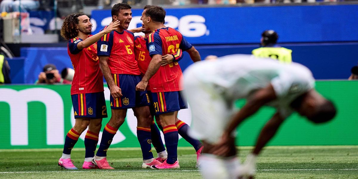 España a octavos al vencer a Austria 3 -0