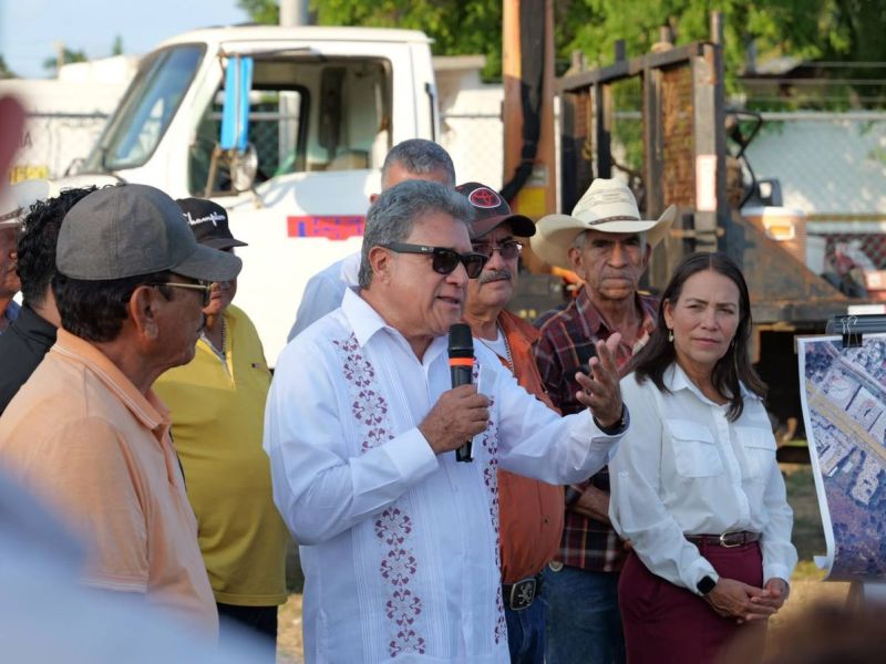 Arranca Armando Martínez rehabilitación de alumbrado en espacios deportivos