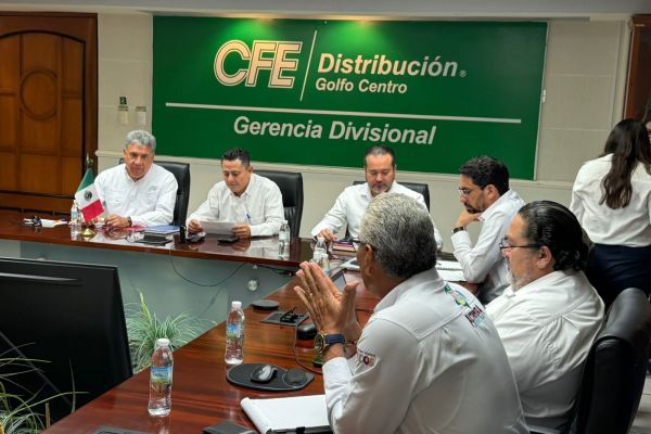 Fortalece Armando Martínez coordinación entre municipio y CFE