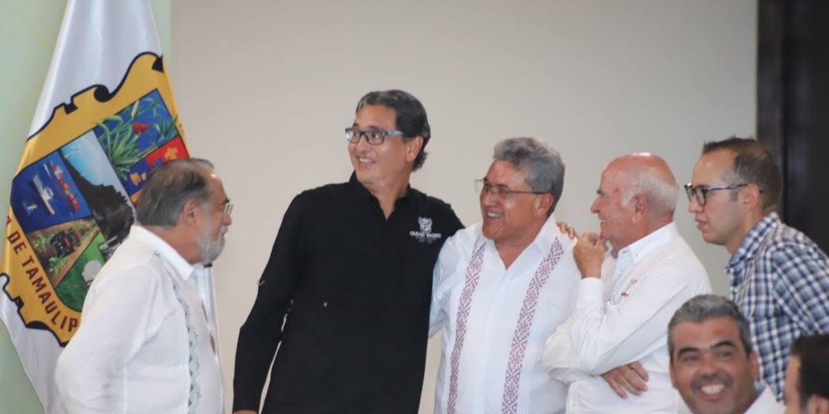 Colabora Armando Martínez en favor del desarrollo de vivienda en la zona sur