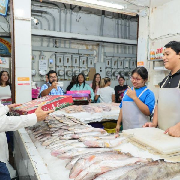 Anuncia Erasmo González rehabilitación integral del Mercado 18 de Marzo