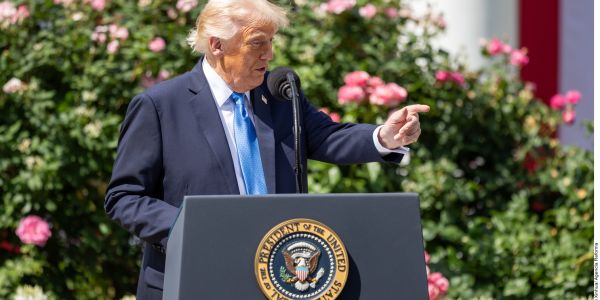 Eleva Trump al 50% aranceles al acero y aluminio 