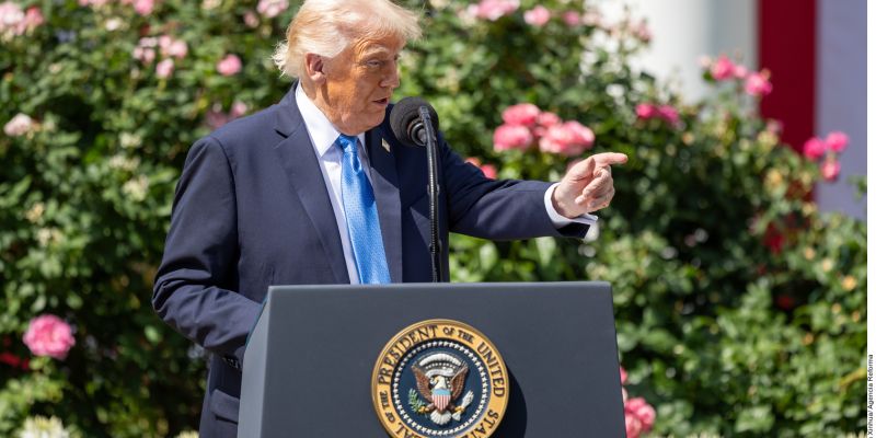Eleva Trump al 50% aranceles al acero y aluminio 