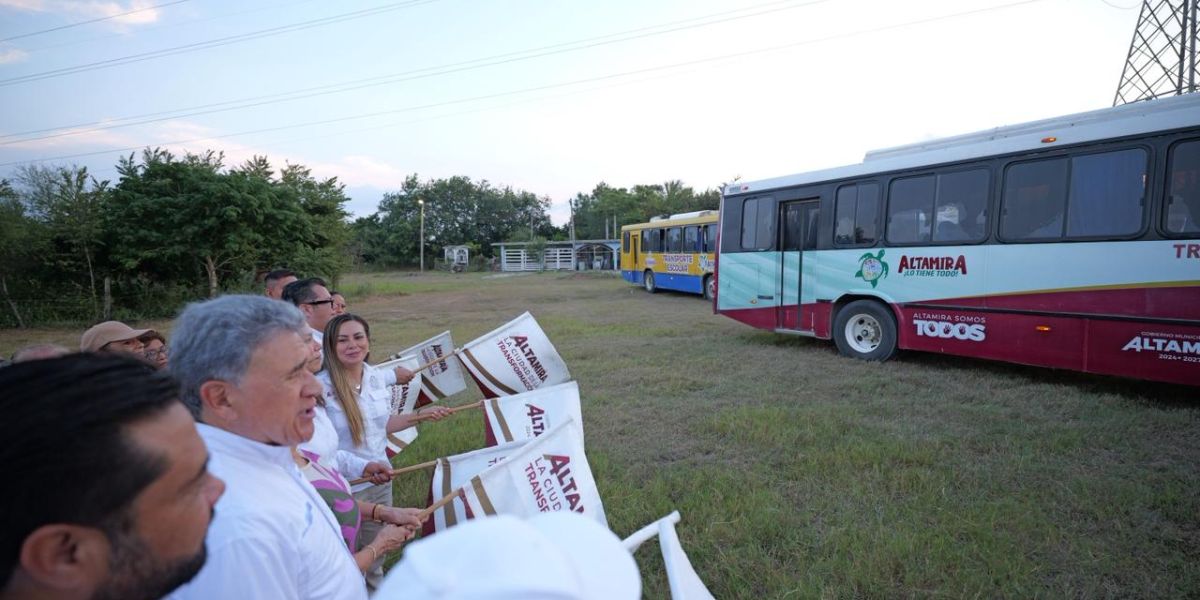 Con transporte gratuito, respalda Armando Martínez a estudiantes de Altamira