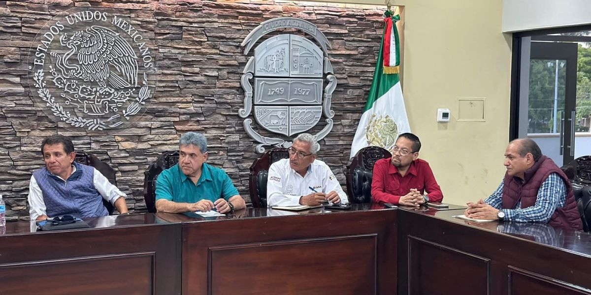 Refuerza Armando Martínez acciones contra escurrimientos de aguas residuales