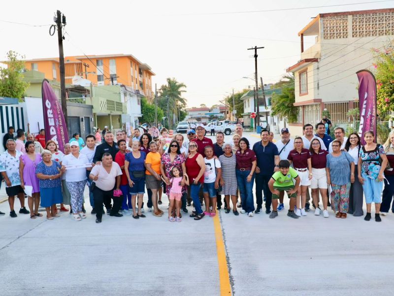 Entrega Erasmo González obras de pavimentación por más de 4.4 mdp en Ciudad Madero