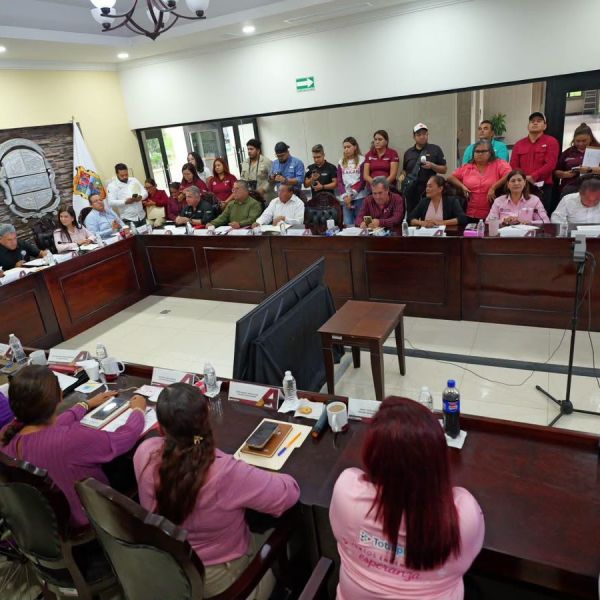 Aprueba Cabildo altamirense solicitud de licencia del alcalde Armando Martínez Manríquez
