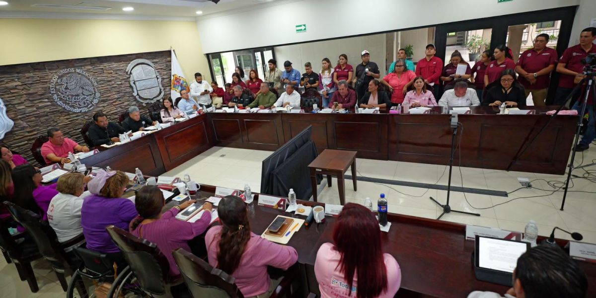 Aprueba Cabildo altamirense solicitud de licencia del alcalde Armando Martínez Manríquez