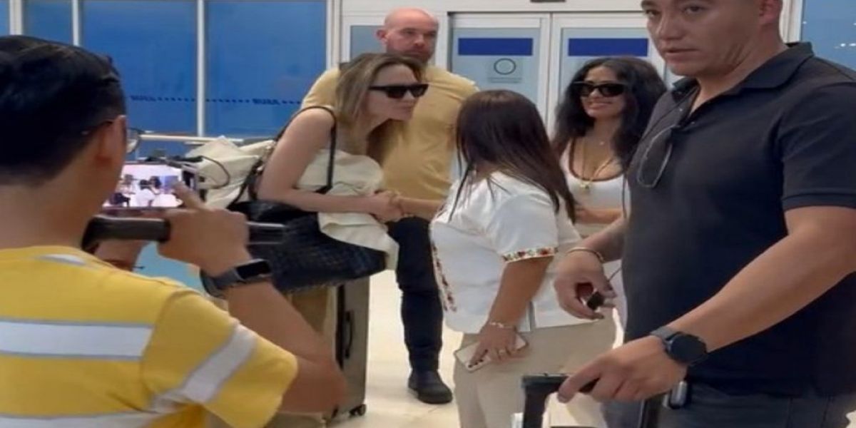 Salma Hayek y Angelina Jolie causan revuelo en Veracruz