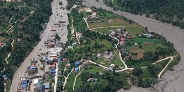 Sube a 579 la cifra de fallecidos tras las inundaciones en Nepal