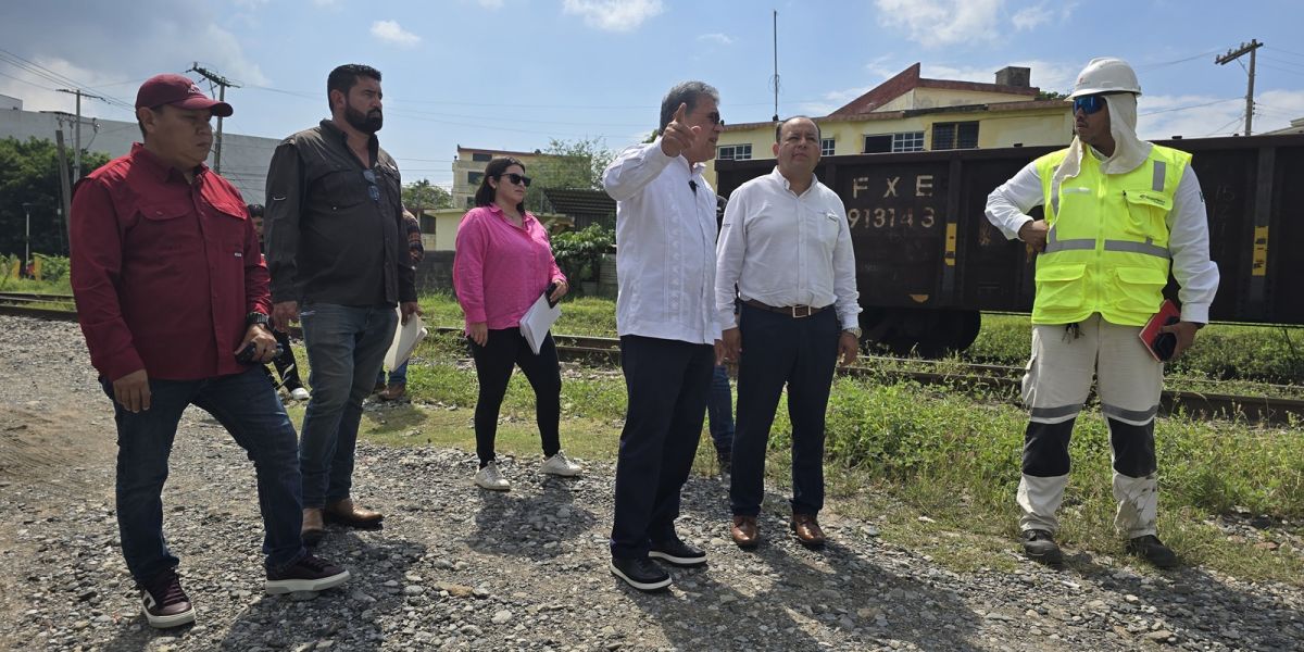 Ferromex atiende llamado del municipio