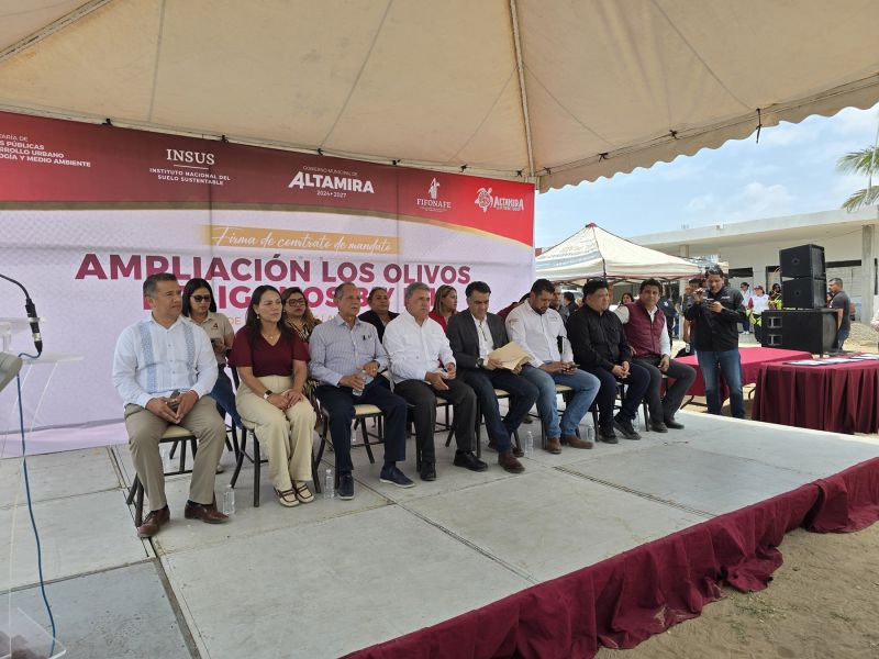 Firman contrato para avanzar en escrituración de 880 predios en Altamira