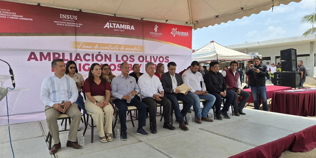 Firman contrato para avanzar en escrituración de 880 predios en Altamira