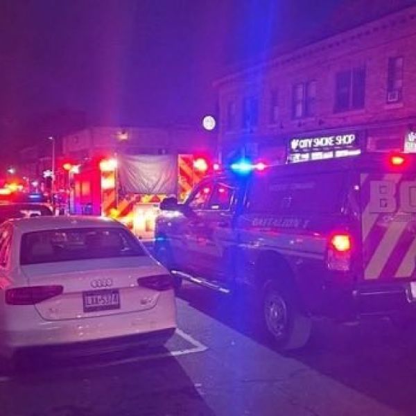 Deja tiroteo dos muertos en campus de la Universidad Brown