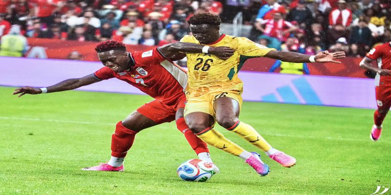 Ghana rompe el empate en el último suspiro y vence a Panamá