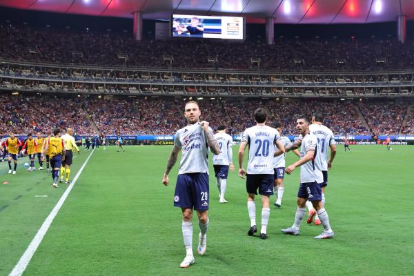 Cruz Azul derrota a Chivas y sigue invicto; América, León y Tigres triunfan en la Jornada 7