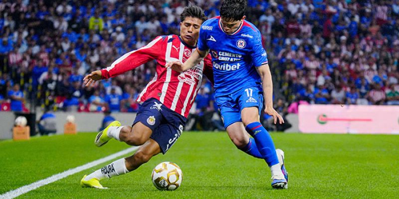 Van Chivas y Cruz Azul por el pase a la final