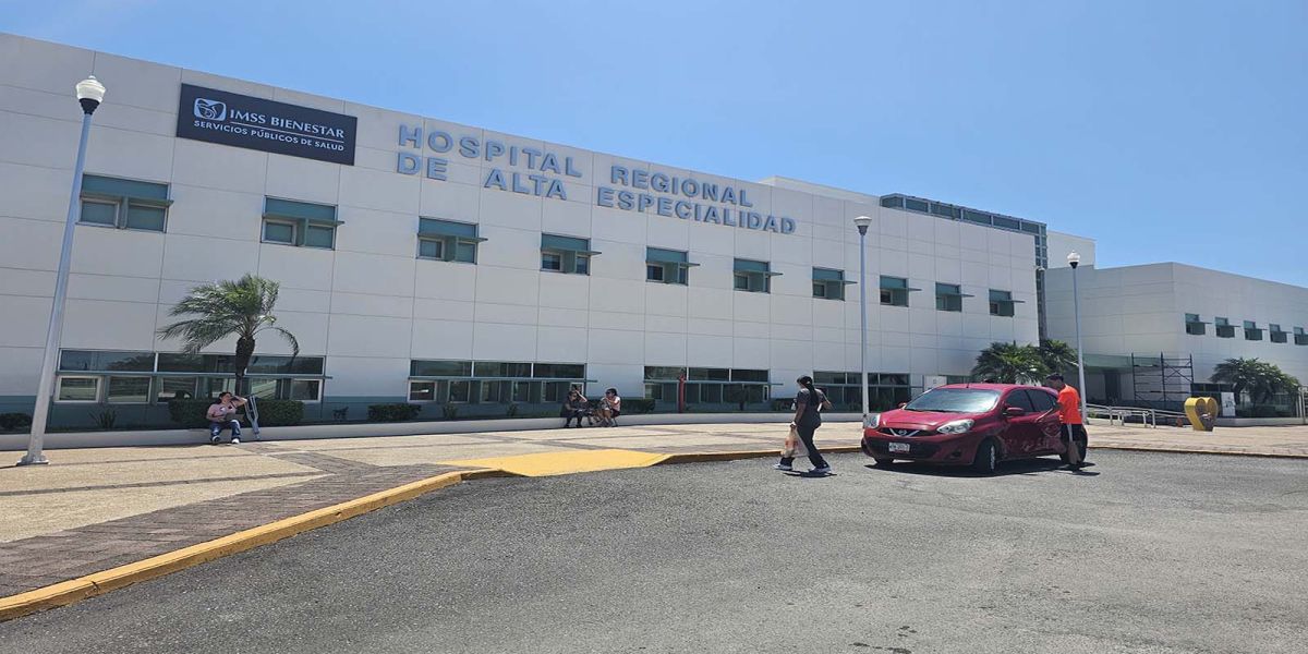 Refuerza HRAE su plantilla con nuevos médicos especialistas