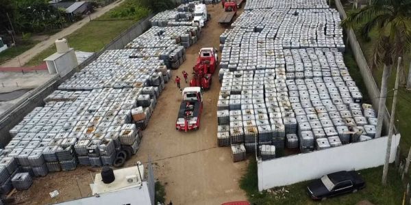 Contralmirante acusado de huachicol fiscal logra frenar orden de captura