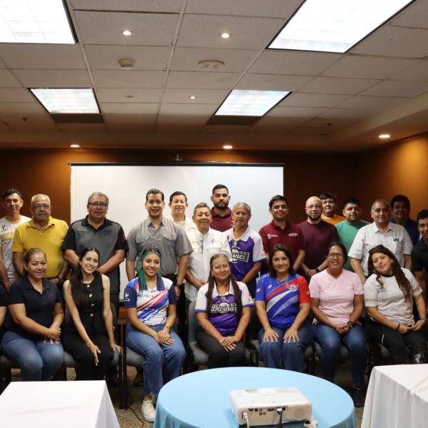 Busca INDE Tamaulipas fortalecimiento de voleibol en el estado