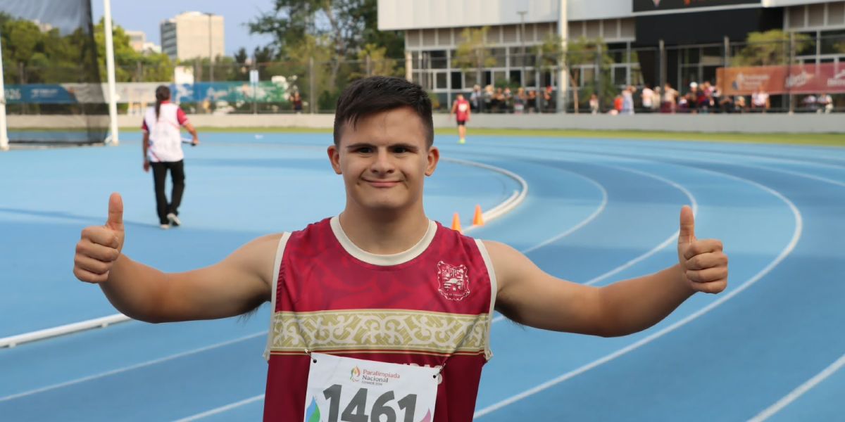 Alejandro Avilés rompe su propio récord mundial en los 100 metros planos