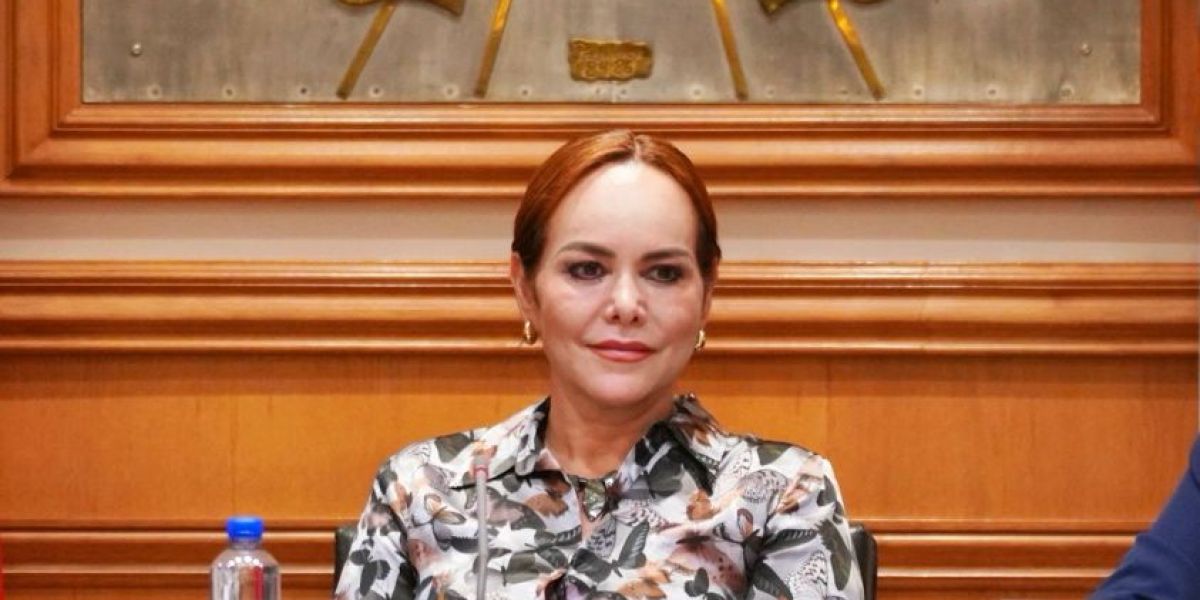 Lanza gobierno municipal convocatoria para la beca “juntos por la titulación profesional 2025”.