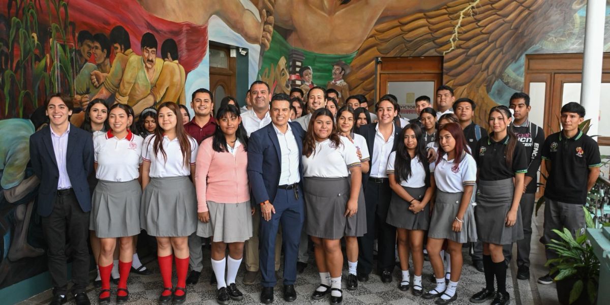 Firma convenio Instituto Victorense de la Juventud con escuelas