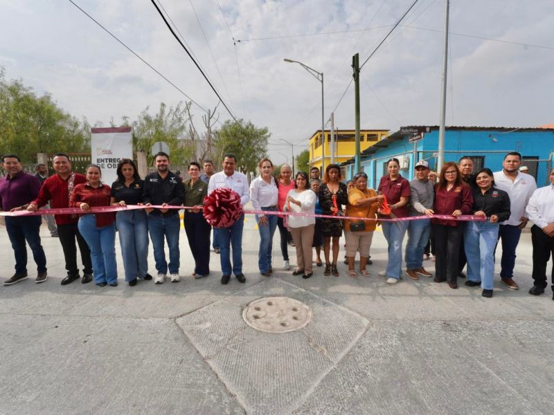 Carmen Lilia Canturosas entrega importantes obras de pavimentación en colonias 150 Aniversario y Francisco Villa
