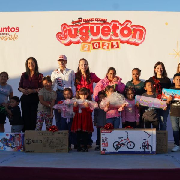 Lleva gobierno municipal alegría a la niñez con el juguetón 2025 en la colonia Palmares