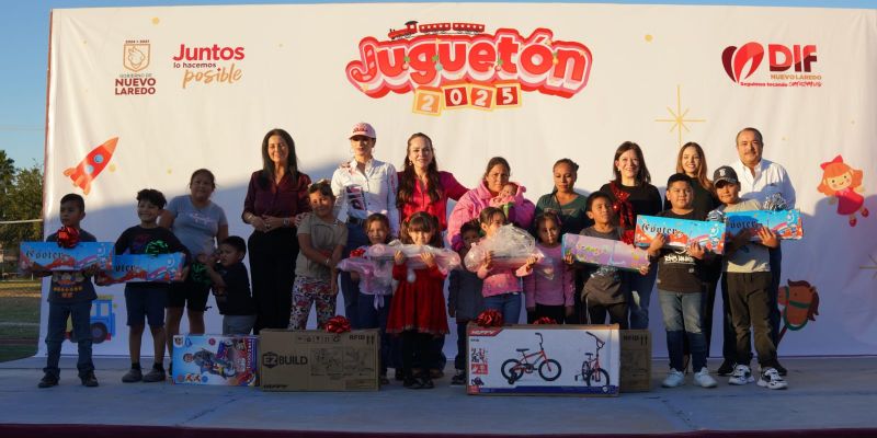 Lleva gobierno municipal alegría a la niñez con el juguetón 2025 en la colonia Palmares