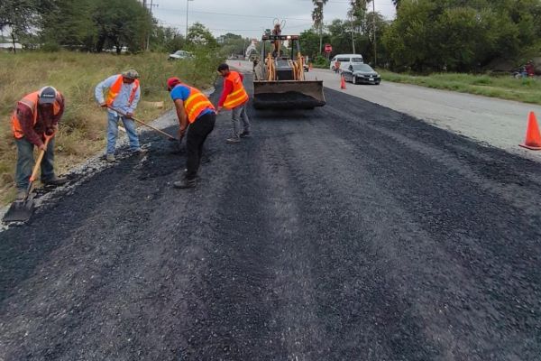Intensifica Municipio trabajos de bacheo en periodo vacacional