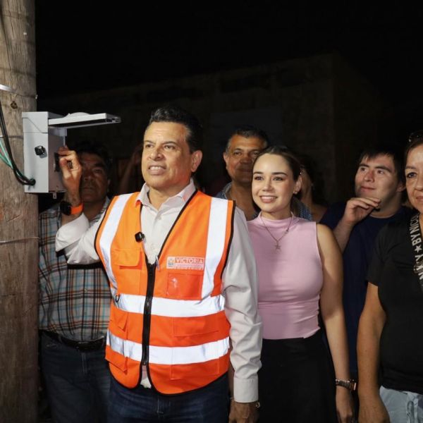 Con la instalación de 36 luminarias LED, refuerza Municipio seguridad en zona centro de Victoria