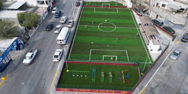 Carmen Lilia Canturosas entrega obras de infraestructura deportiva y bienestar comunitario en colonia Nueva Era