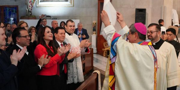 Nuncio apostólico y 30 obispos de méxico,  ordenan a nuevo obispo en Nuevo Laredo