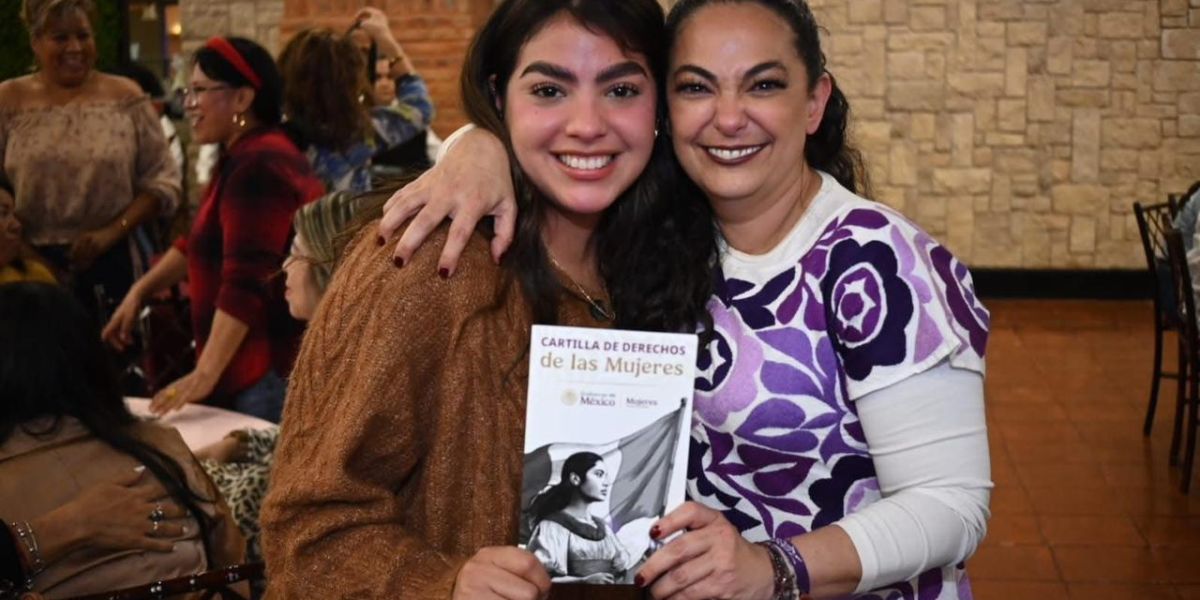 En Nuevo Laredo, senadora Olga Sosa sostiene encuentro con las Mujeres Tejedoras de la Patria