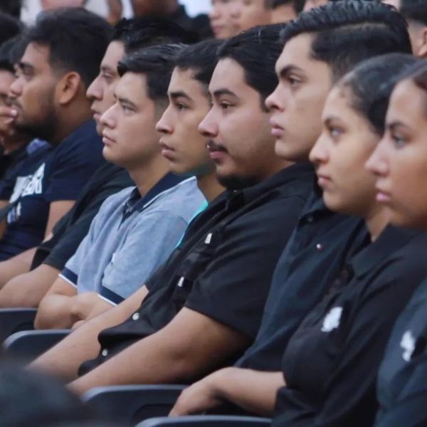 Congreso empuja educación financiera en bachilleratos y universidades