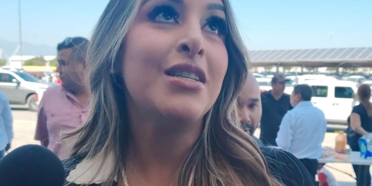 Alcaldesa evade disculpa por video del cuchillo y mantiene postura