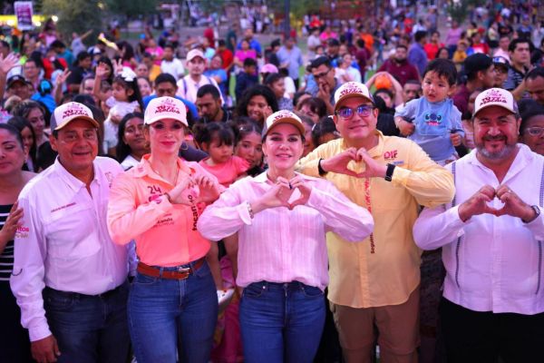 Celebran miles de familias el Día del niño en gran festival del sistema DIF y gobierno municipal