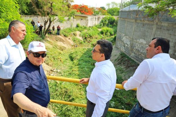 Instruye alcalde Lalo Gattás intensificar desazolve de drenes pluviales