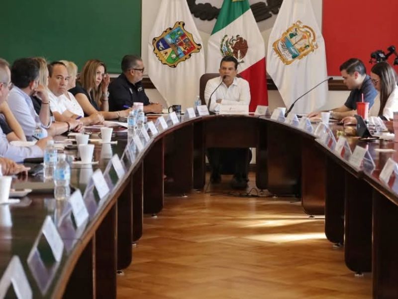 Cumple Lalo Gattás compromisos de territorio y audiencia pública
