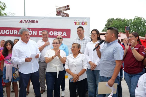 Entrega Armando Martínez obras de pavimentación por más de 7 millones de pesos
