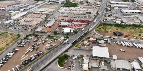 Alcaldesa Carmen Lilia Canturosas entrega modernización del bulevar aeropuerto y fortalece el corredor logístico de Nuevo Laredo