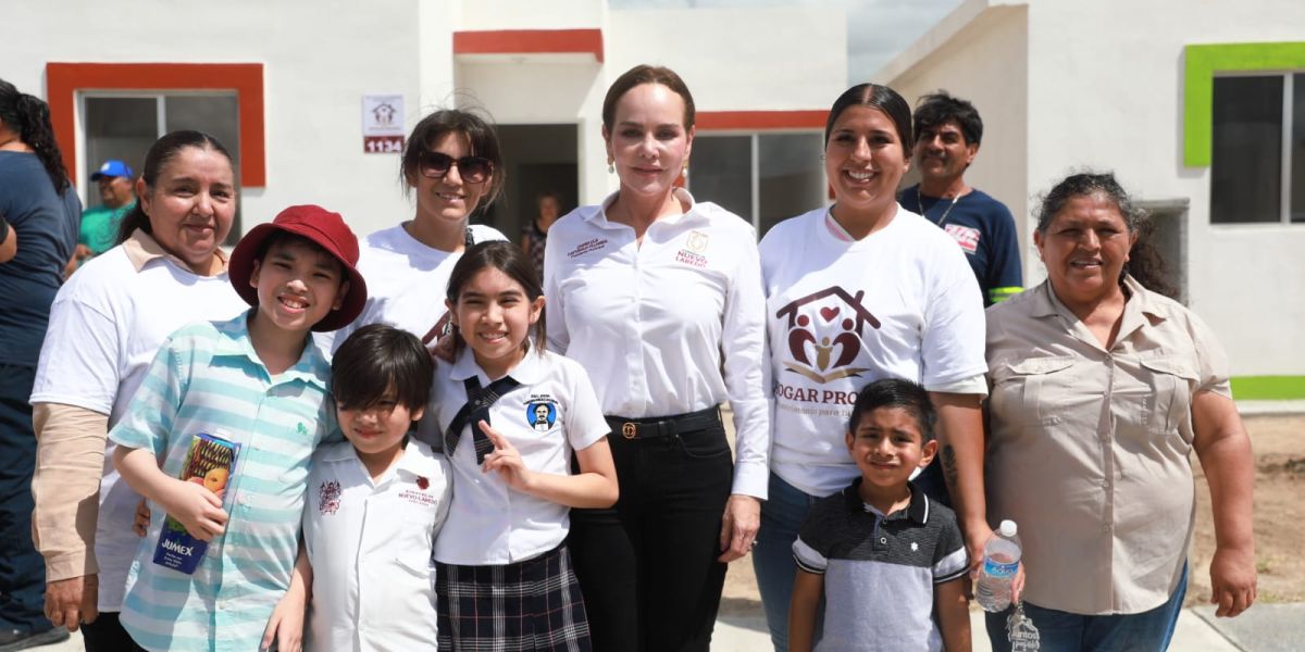 Gobierno de Carmen Lilia Canturosas transforma vida de mujeres jefas de familia con viviendas dignas
