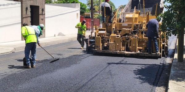 Refuerza Lalo Gattás conservación de calles de Victoria