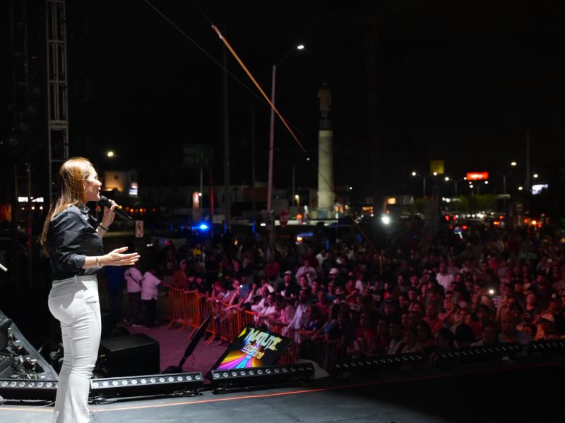 Encabeza Carmen Lilia Canturosas campechaneada 2026; más de 15 mil neolaredenses celebran el 178 aniversario de Nuevo Laredo