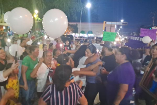 Dafne rompió fronteras: Xicoténcatl caminó abrazando el dolor de una madre