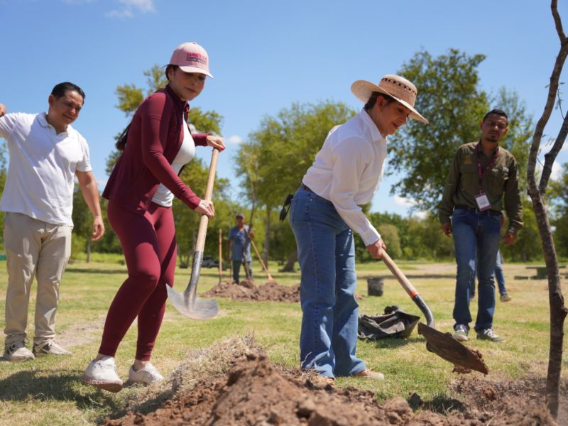 Se suma gobierno de Carmen Lilia Canturosas a jornada nacional de reforestación