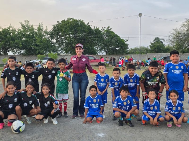 En el Ejido El Triunfo, Astrid Sontoya Müller sigue respaldando el deporte