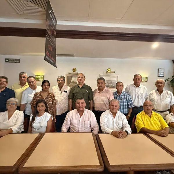 Jubilados de CFE rechazan ser llamados 