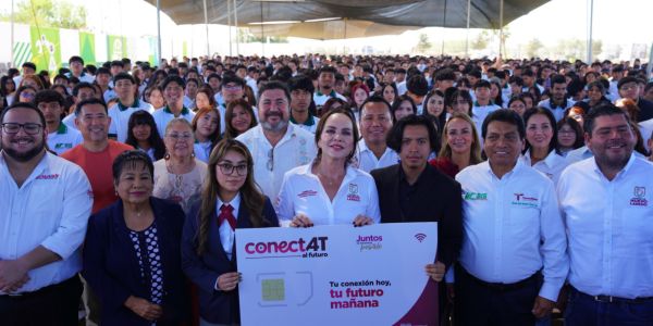 Lleva Carmen Lilia Canturosas programa de conectividad móvil gratis a estudiantes de la UT y UPN
